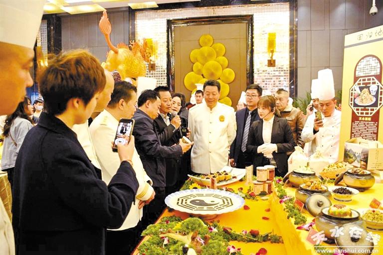 隴菜藝術盛典聚焦隴菜經(jīng)濟新成就——中國烹飪大師、甘肅省隴菜協(xié)會會長趙長安專訪