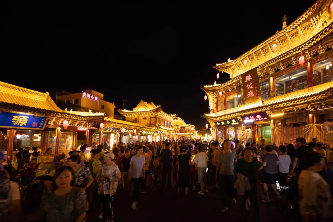 古風(fēng)、華美、浪漫、美味……現(xiàn)實版“清明上河圖”，就在這里！