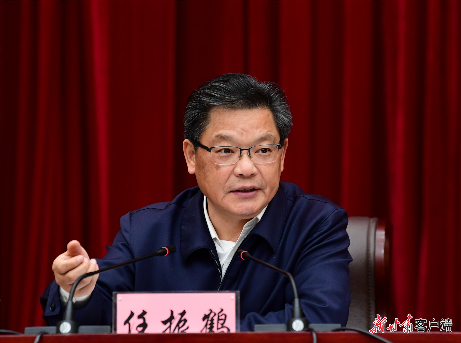 任振鶴在全省新型城鎮(zhèn)化工作推進(jìn)會議上強調(diào)：凝心聚力抓落實、蹄疾步穩(wěn)向前進(jìn)，奮力推進(jìn)新型城鎮(zhèn)化建設(shè)再上新臺階