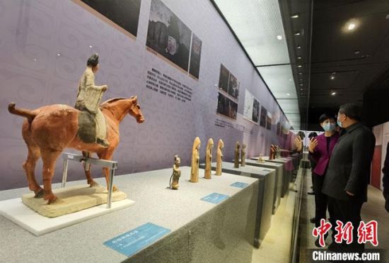 圖為展覽現(xiàn)場(chǎng)?！●T志軍 攝