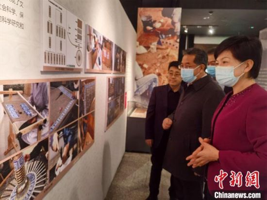 圖為展覽現(xiàn)場(chǎng)。　馮志軍 攝