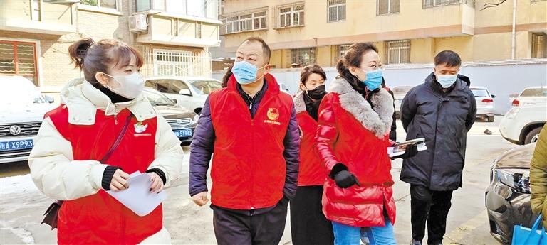 【新春走基層】解決雞毛蒜皮 感受社區(qū)“微幸?！?>
        </a><em>【新春走基層】解決雞毛蒜皮 感受社區(qū)“微幸?！?/em></li>
    <li><a  target=