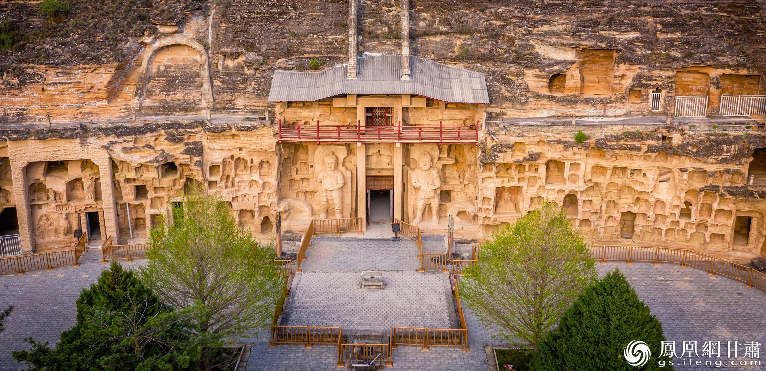 北石窟寺始建于北魏，經(jīng)多個(gè)朝代增修形成密集窟龕。北石窟寺文物保護(hù)研究所供圖